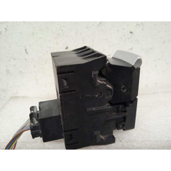 Recambio de freno de mano electrico para audi a4 berlina (8w2) sport edition referencia OEM IAM 8W1927225A PULSADOR 8W1927225B