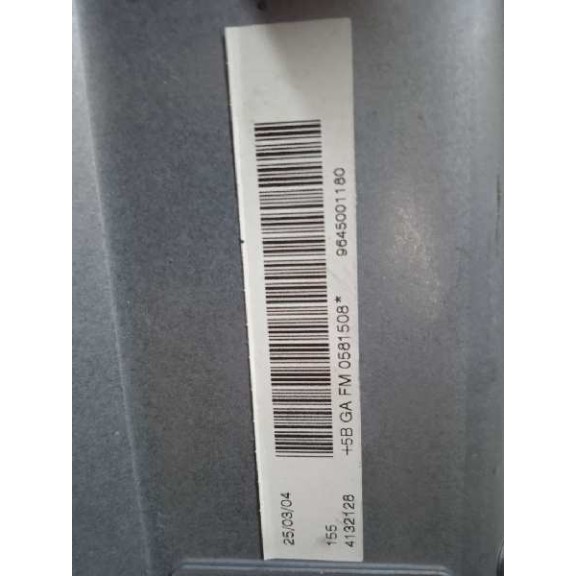 Recambio de salpicadero para peugeot 307 cc (s2) referencia OEM IAM 9645001180  