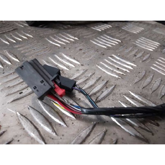 Recambio de retrovisor derecho para audi a3 (8v) referencia OEM IAM 8V1857410F9B9 NUEVO ELECTR 8 PINES