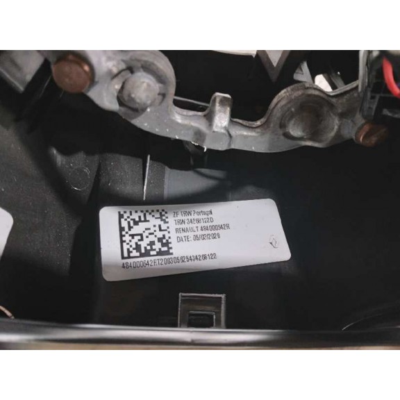 Recambio de volante para renault captur ii intens referencia OEM IAM 484000642R 34268122D CON MANDOS