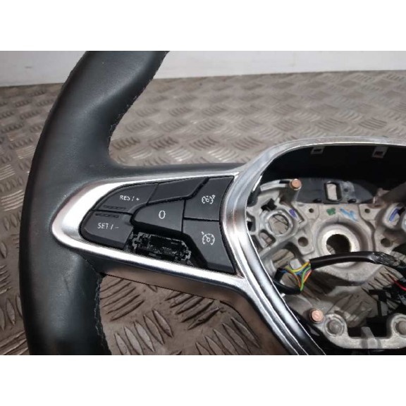 Recambio de volante para renault captur ii intens referencia OEM IAM 484000642R 34268122D CON MANDOS