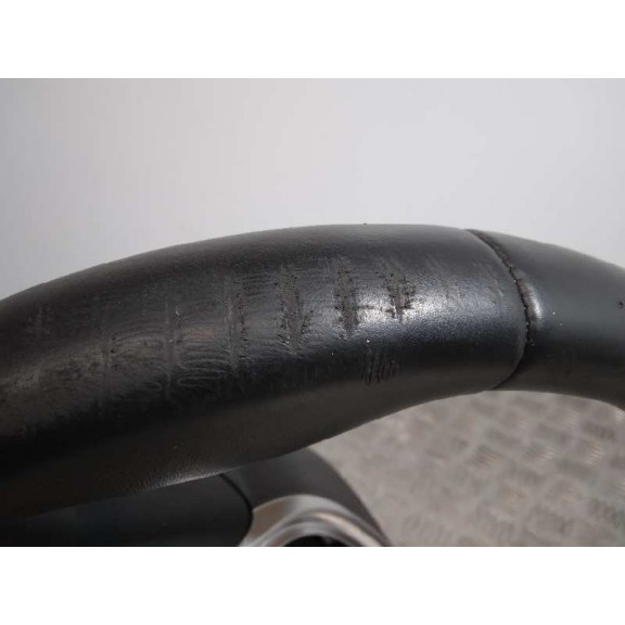 Recambio de volante para renault captur ii intens referencia OEM IAM 484000642R 34268122D CON MANDOS