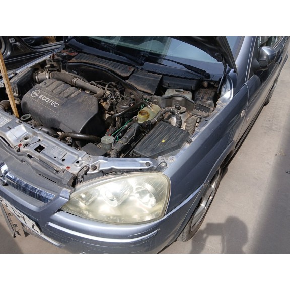 opel corsa c (x01) del año 2004