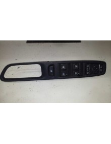 Recambio de mando elevalunas delantero izquierdo para renault captur luxe referencia OEM IAM   