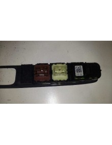 Recambio de mando elevalunas delantero izquierdo para renault captur luxe referencia OEM IAM    2