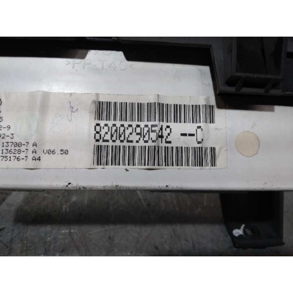 Recambio de display para renault megane ii berlina 5p authentique referencia OEM IAM 8200290542C  