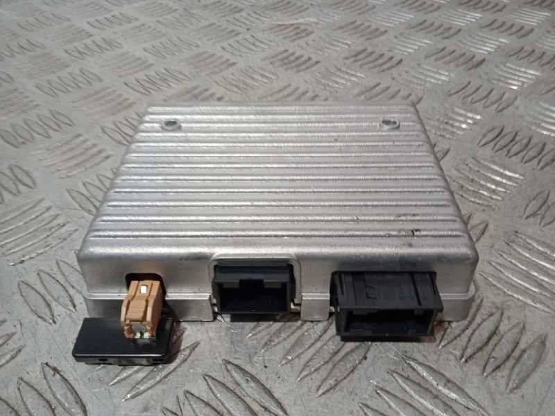 Recambio de modulo electronico para opel insignia berlina cosmo referencia OEM IAM 13314405 MODULO BLUETOOTH 