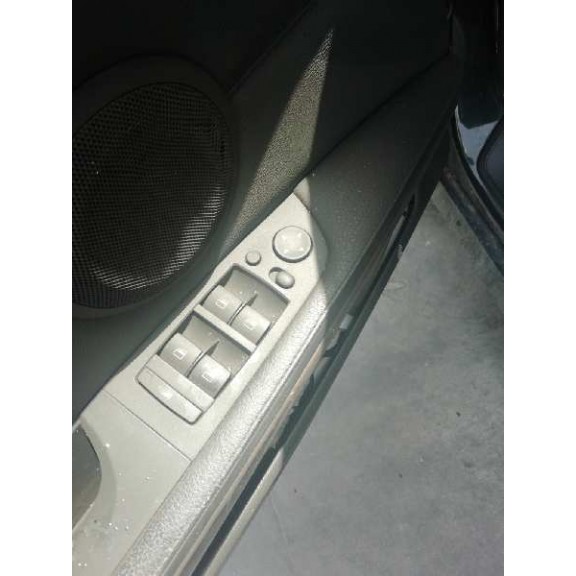 Recambio de retrovisor izquierdo para bmw serie 3 touring (e91) 318d referencia OEM IAM f0142113 3 pines 