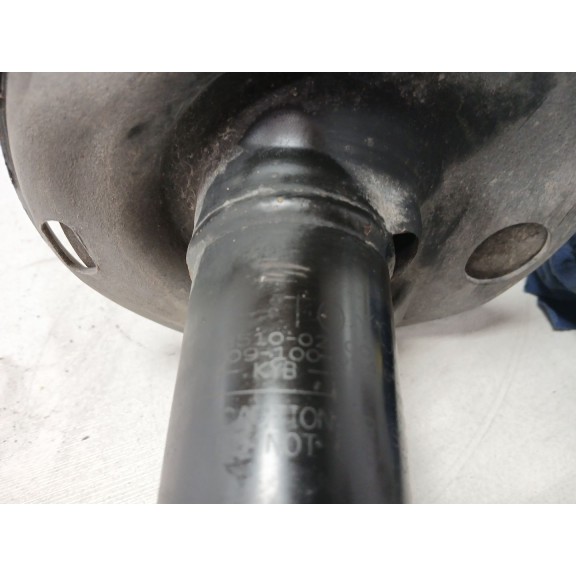 Recambio de amortiguador delantero derecho para toyota auris hybrid active referencia OEM IAM 4851002e00  