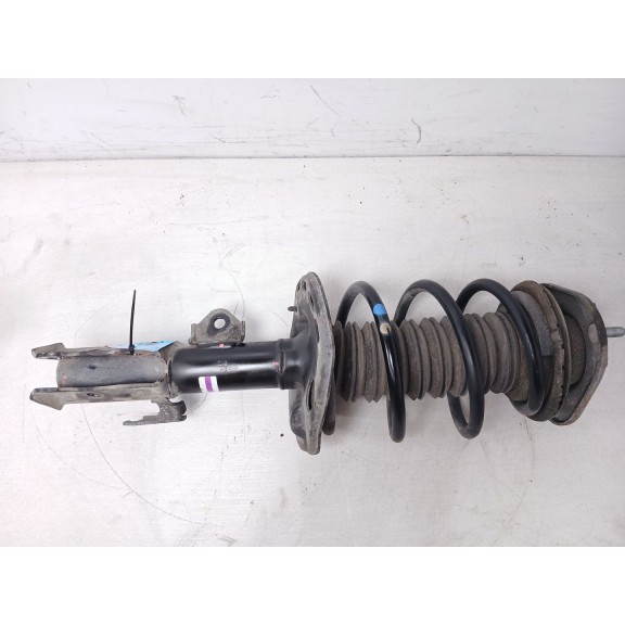 Recambio de amortiguador delantero izquierdo para toyota auris hybrid active referencia OEM IAM 4852002e00  