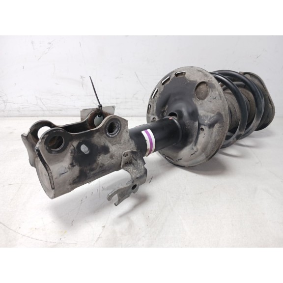 Recambio de amortiguador delantero izquierdo para toyota auris hybrid active referencia OEM IAM 4852002e00  