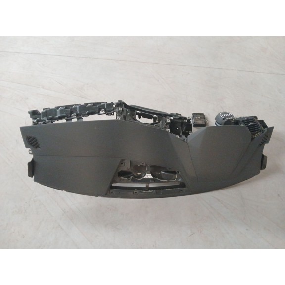 Recambio de kit airbag para audi a1 sportback (gba) referencia OEM IAM  PRETENSOR DERECHO SALTADO 