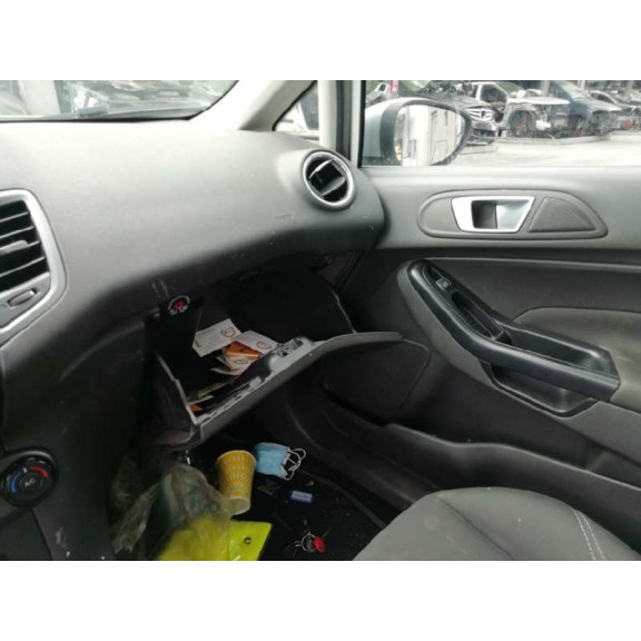 ford fiesta (ccn) del año 2014