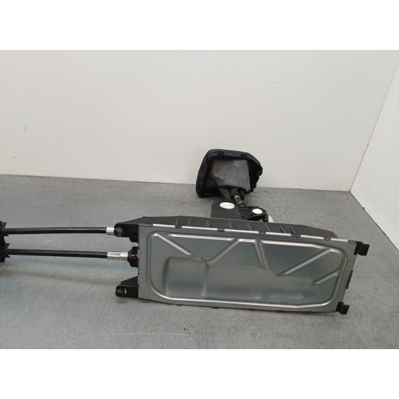 Recambio de palanca cambio para audi a1 sportback (gba) referencia OEM IAM 5r3711049l 6V con varillaje