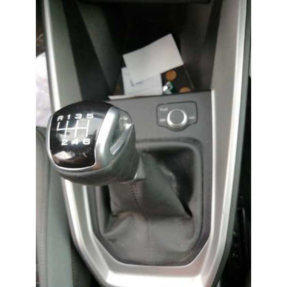 Recambio de palanca cambio para audi a1 sportback (gba) referencia OEM IAM 5r3711049l 6V con varillaje