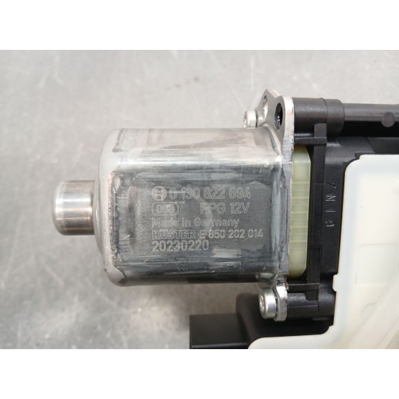 Recambio de elevalunas trasero derecho para audi a1 sportback (gba) referencia OEM IAM 82g839462a 5q0959408d 5 pines