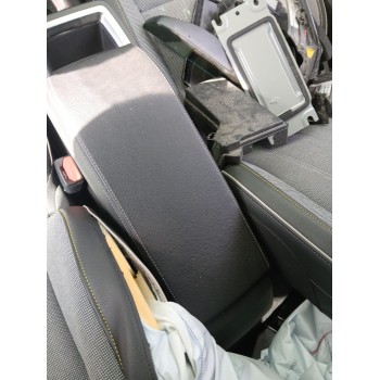 Recambio de apoyabrazos central para renault megane e-tech suv ev40 referencia OEM IAM 969157794r  