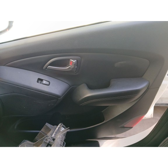 Recambio de guarnecido puerta delantera derecha para hyundai tucson (tl, tle) 1.7 crdi referencia OEM IAM   