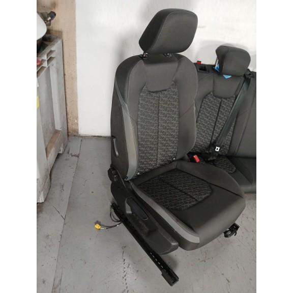 Recambio de juego asientos completo para audi a1 sportback (gba) referencia OEM IAM  SLINE 5 PUERTAS
