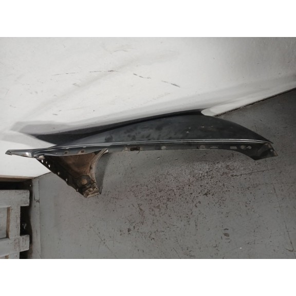 Recambio de aleta delantera izquierda para volkswagen touareg (7la) tdi r5 referencia OEM IAM 7L6821101K  7L6821101K