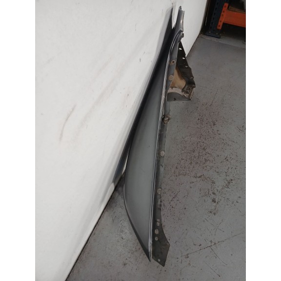 Recambio de aleta delantera derecha para volkswagen touareg (7la) tdi r5 referencia OEM IAM 7L6821102K  7L6821102K