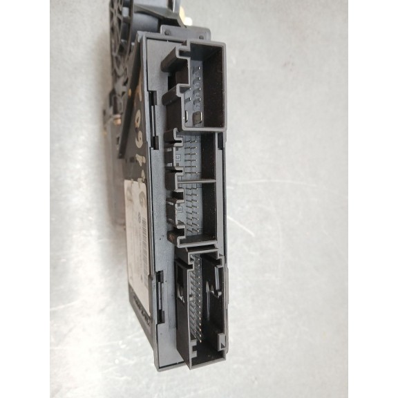 Recambio de motor elevalunas delantero derecho para volkswagen touareg (7la) tdi r5 referencia OEM IAM 3d1959792a 0130821765 