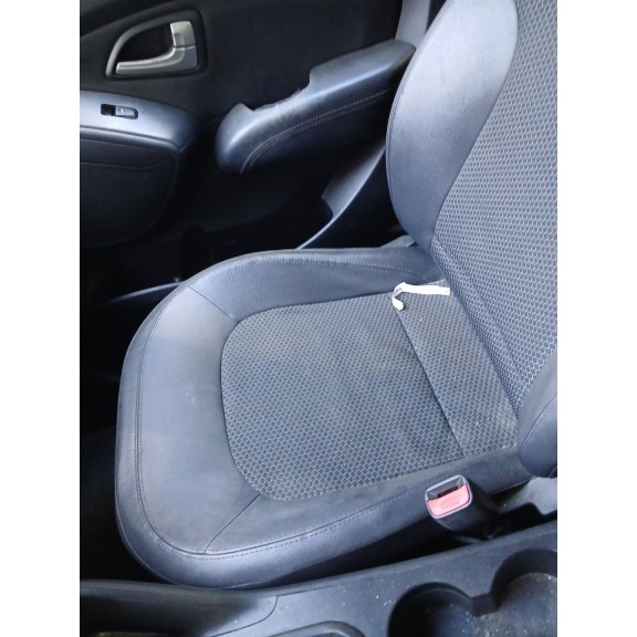 Recambio de asiento delantero derecho para hyundai ix35 van crdi referencia OEM IAM   