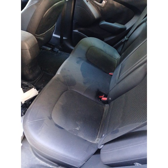 Recambio de asientos traseros para hyundai ix35 van crdi referencia OEM IAM   