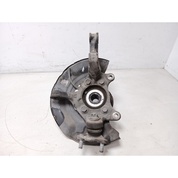 Recambio de mangueta delantera izquierda para toyota auris hybrid active referencia OEM IAM   rotula mal