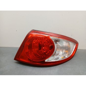 PILOTO TRASERO DERECHO 083211944r 