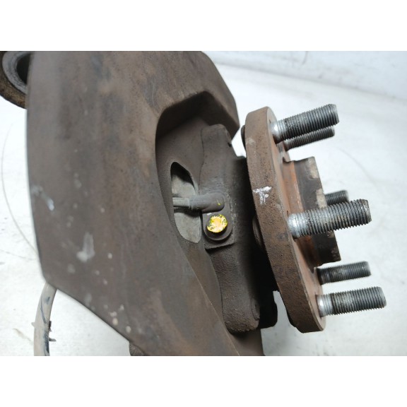 Recambio de mangueta delantera izquierda para nissan navara np300 (d40) 2.5 dci 4wd referencia OEM IAM   