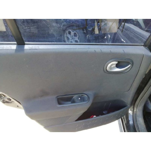 renault megane ii berlina 5p del año 2006