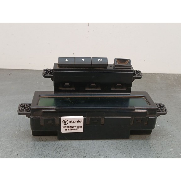 Recambio de display para kia pro_cee´d drive referencia OEM IAM 957101h700  