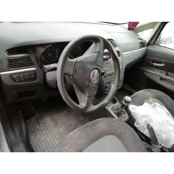 fiat linea (110) del año 2008