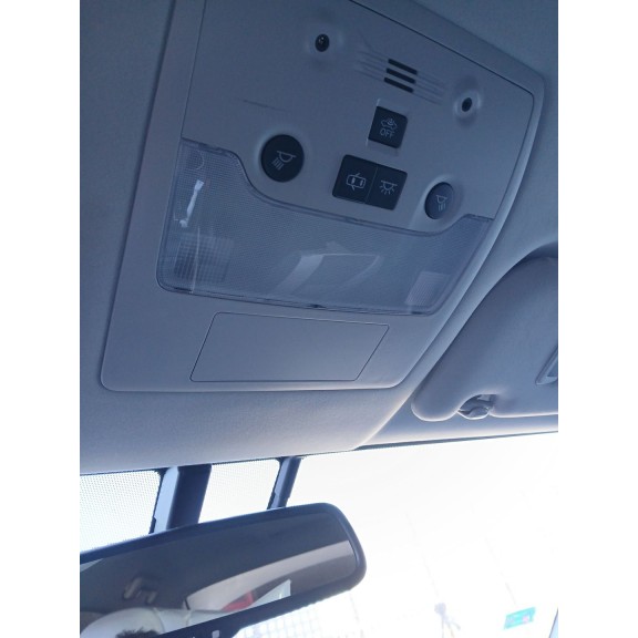 Recambio de luz interior para lexus is iii (_e3_) 300h (ave30_) referencia OEM IAM   