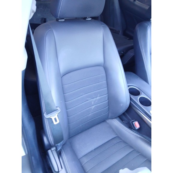 Recambio de asiento delantero derecho para lexus is iii (_e3_) 300h (ave30_) referencia OEM IAM   