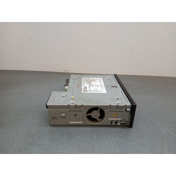 Recambio de sistema audio / radio cd para audi a1 sportback (gba) referencia OEM IAM 82a035043b  