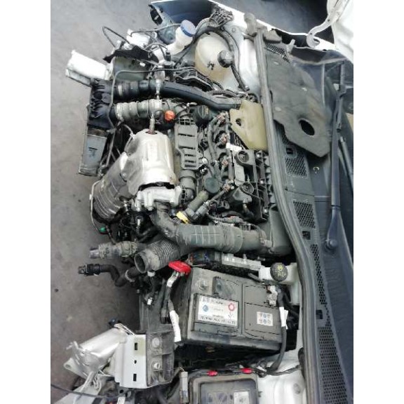 peugeot 208 (p2) del año 2020