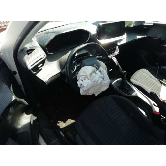 peugeot 208 (p2) del año 2020