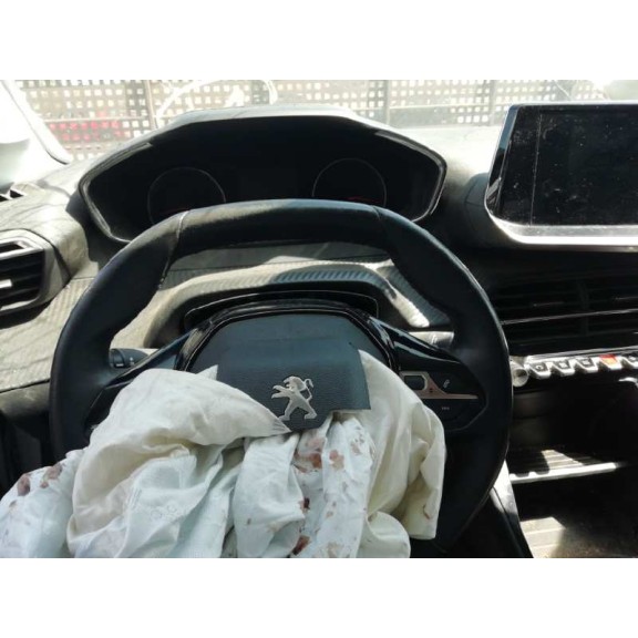 peugeot 208 (p2) del año 2020