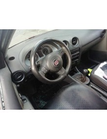 seat ibiza (6l1) del año 2007 2