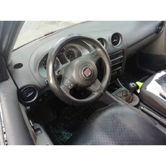seat ibiza (6l1) del año 2007