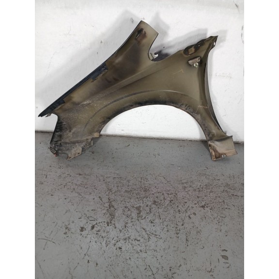 Recambio de aleta delantera derecha para opel zafira / zafira family b (a05) 1.6 (m75) referencia OEM IAM   