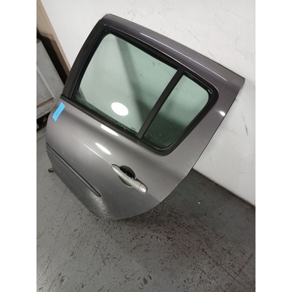 Recambio de puerta trasera izquierda para renault clio iii business referencia OEM IAM   