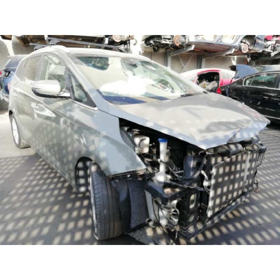 kia carens ( ) del año 2014