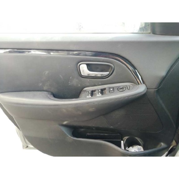 kia carens ( ) del año 2014