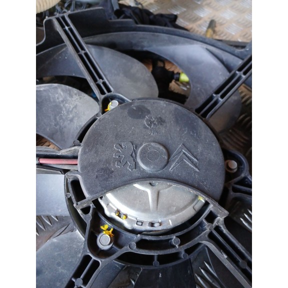Recambio de electroventilador para citroën c4 picasso referencia OEM IAM 9806313280  
