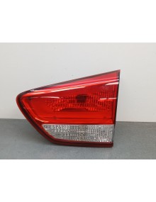 Recambio de piloto trasero derecho interior para kia carens iv 1.7 crdi referencia OEM IAM 92404a4  