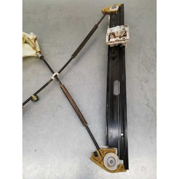 Recambio de elevalunas delantero derecho para seat leon st (5f8) reference referencia OEM IAM 5F4837462D SOLO MECANISMO 5F483746