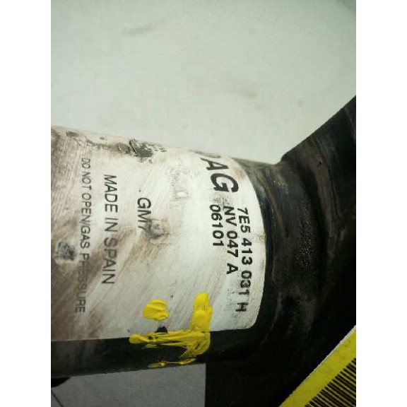 Recambio de amortiguador delantero derecho para volkswagen t5 transporter (7e) kombi referencia OEM IAM 7E5413031H  